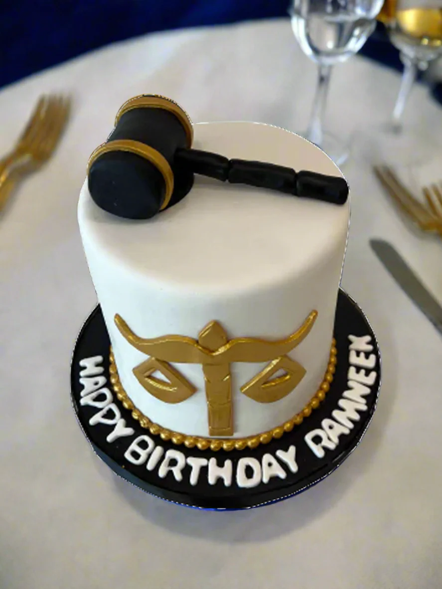 Law Fondant Cake - Image 2