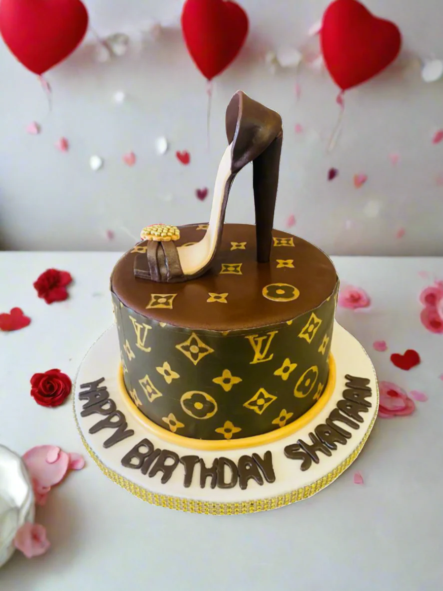 Louis Vuitton Heel Fondant Cake - Image 3