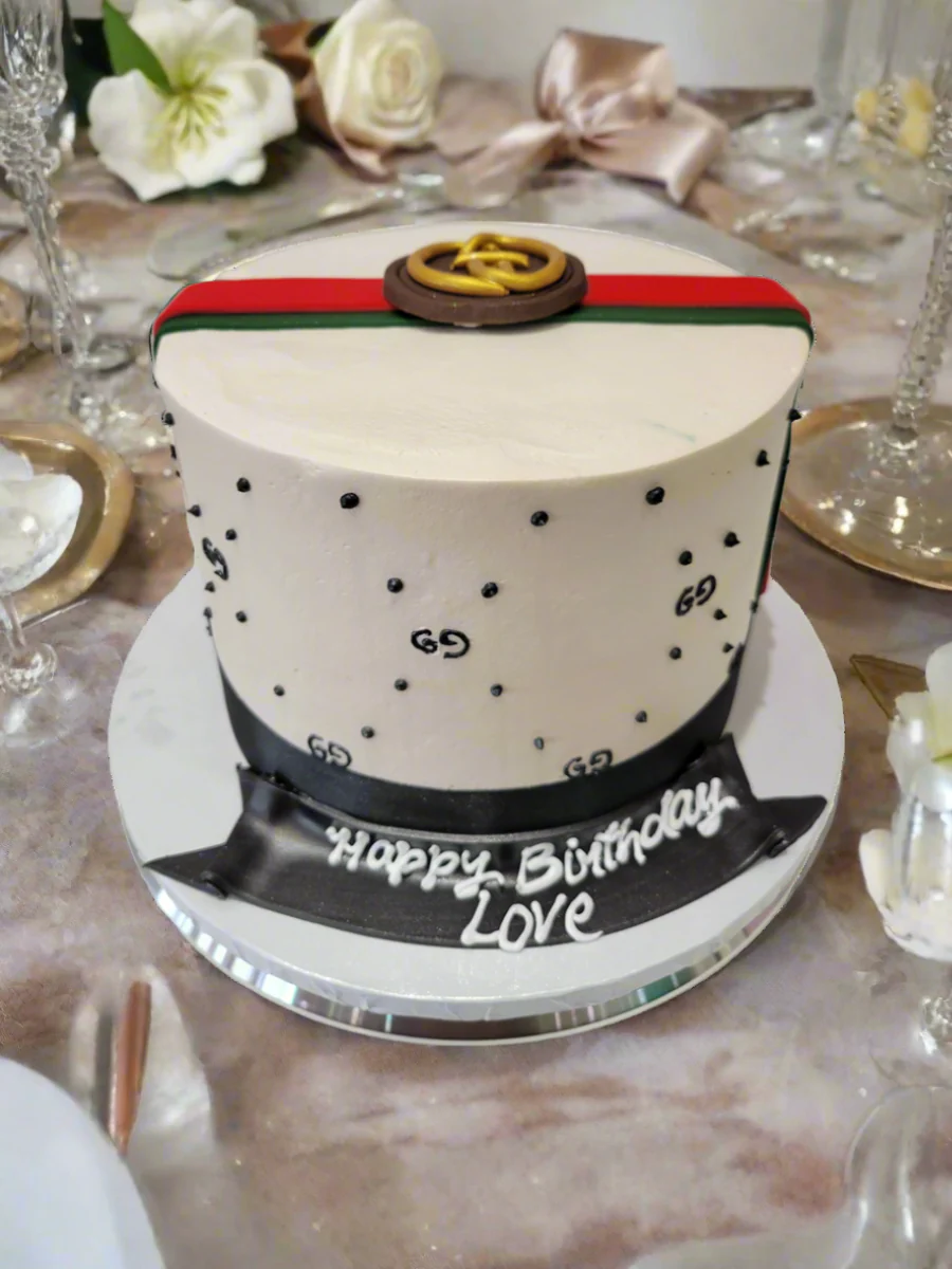 Love Gucci Cream Cake - Image 11