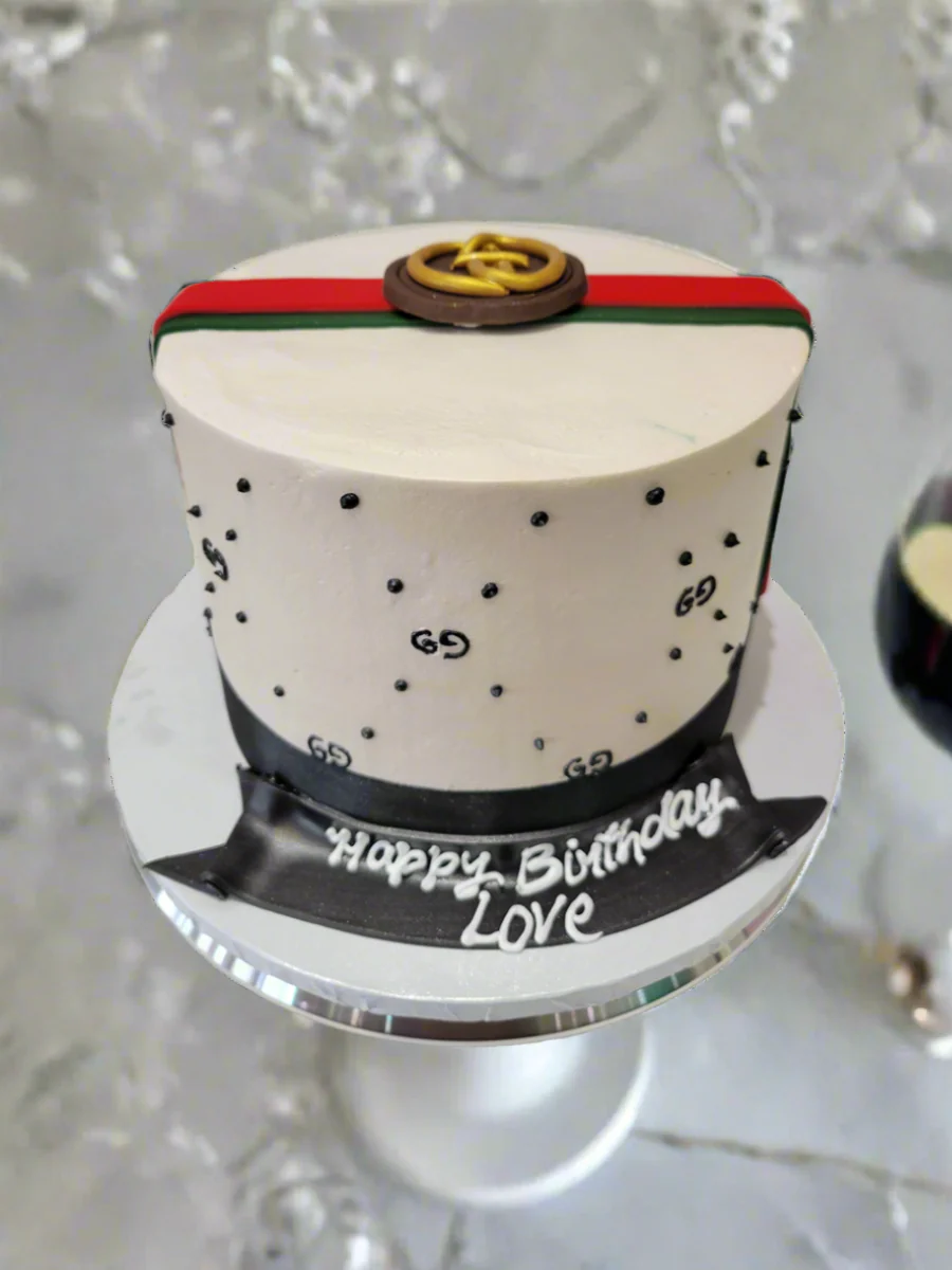 Love Gucci Cream Cake - Image 2