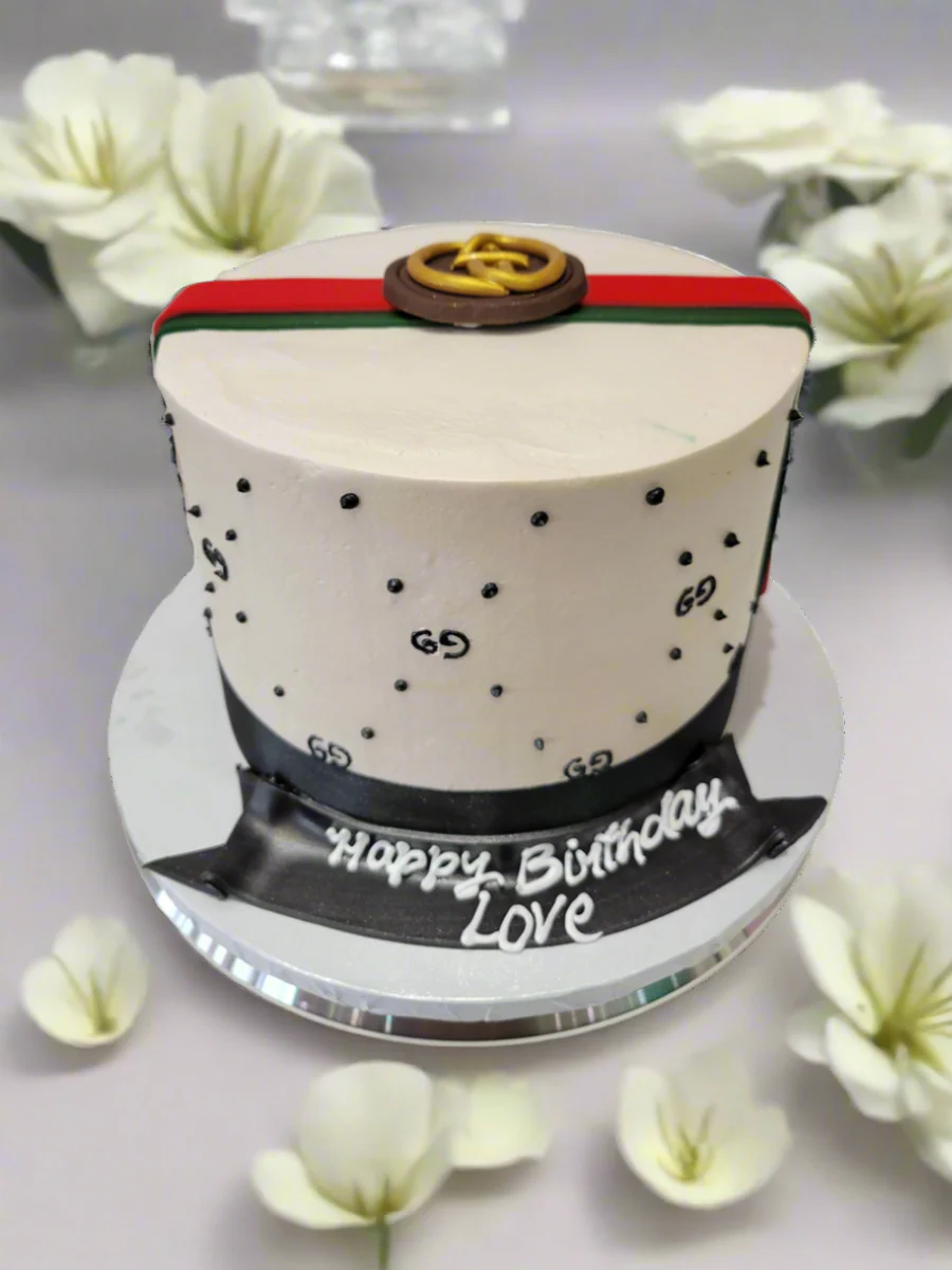 Love Gucci Cream Cake - Image 3