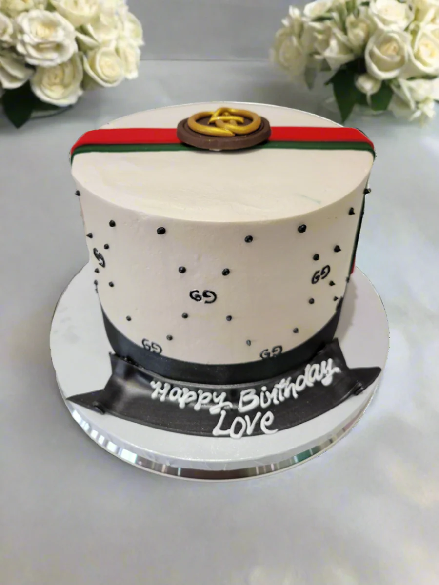 Love Gucci Cream Cake - Image 5