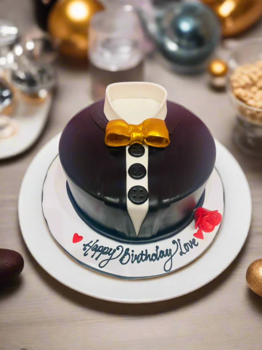 Love Shirt Birthday Cake - Image 2