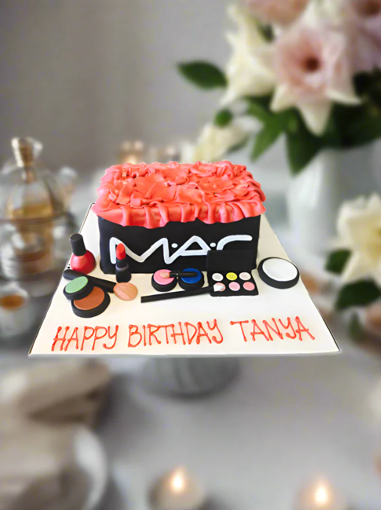 Mac Fondant Cake - Image 3