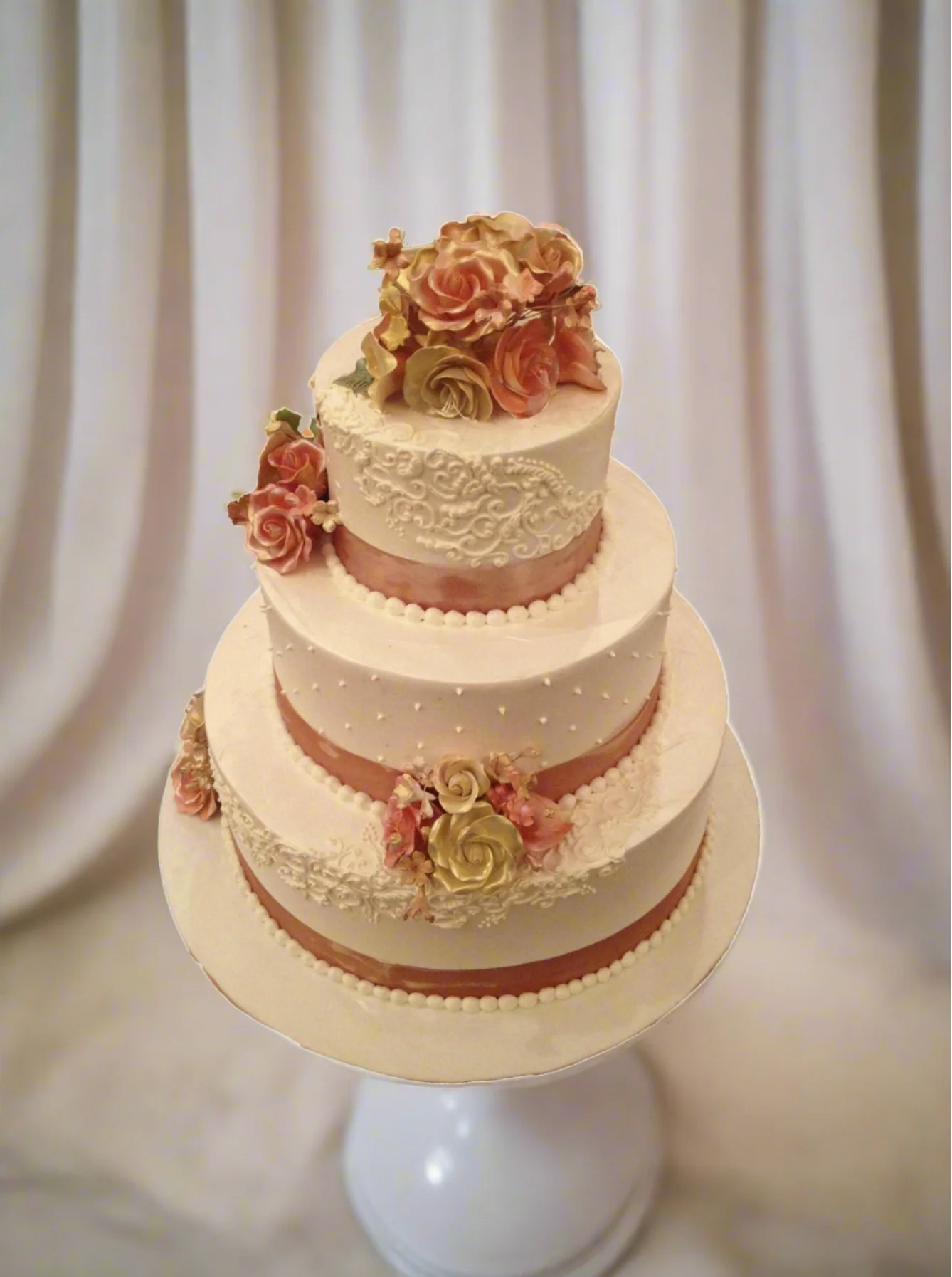 Madison Wedding Cake - Image 6