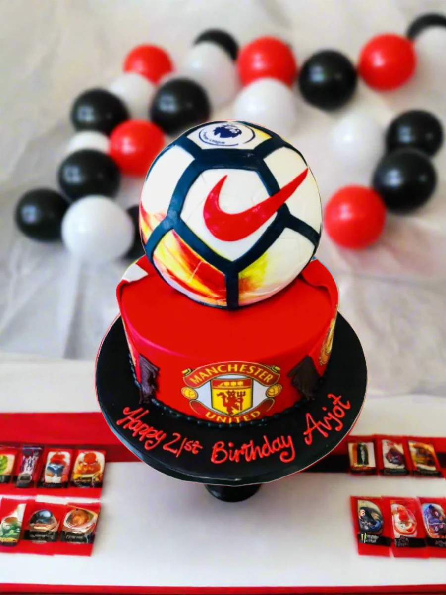 Manchester United Ball Cake - Image 3
