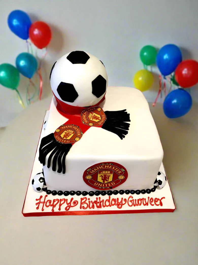 Manchester United Birthday Cake - Image 2