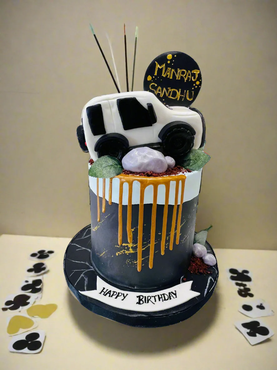 Manraj Jeep Fondant Cake - Image 2