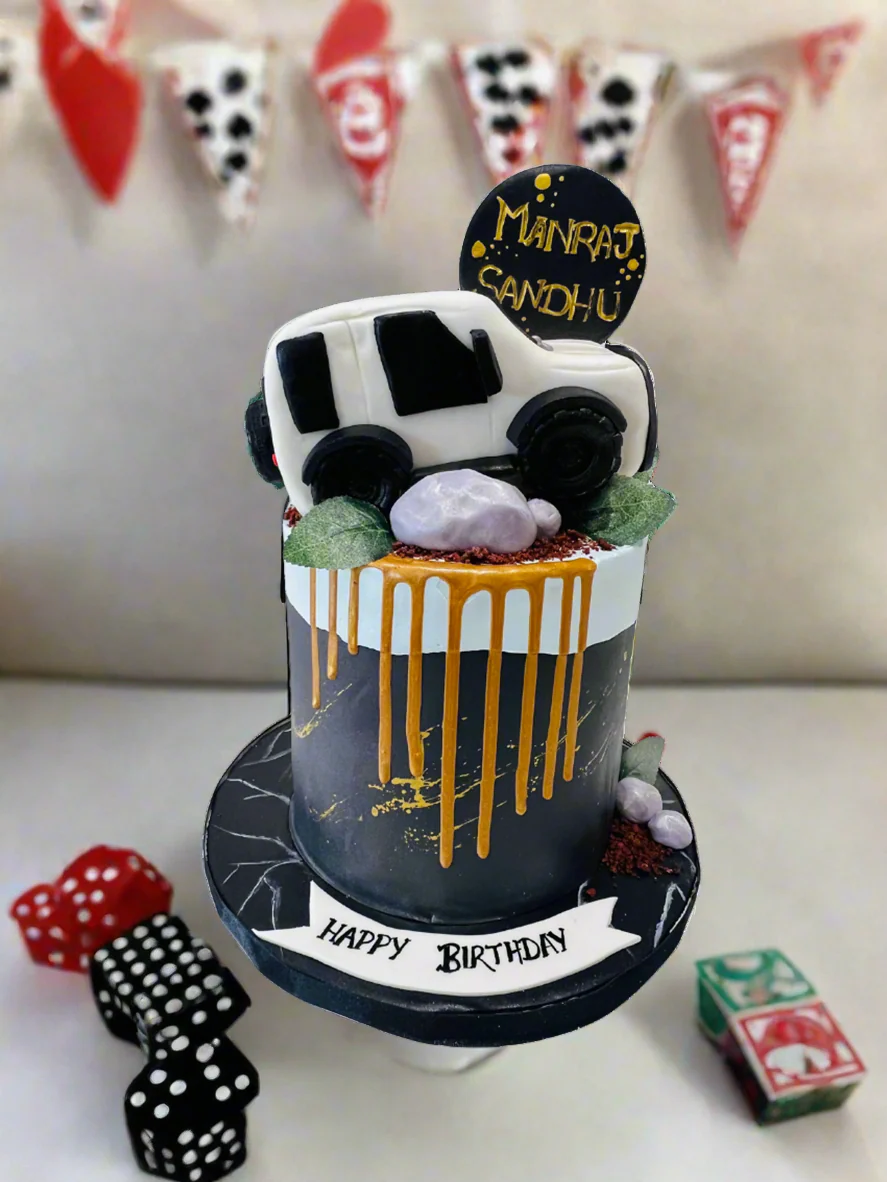 Manraj Jeep Fondant Cake - Image 3