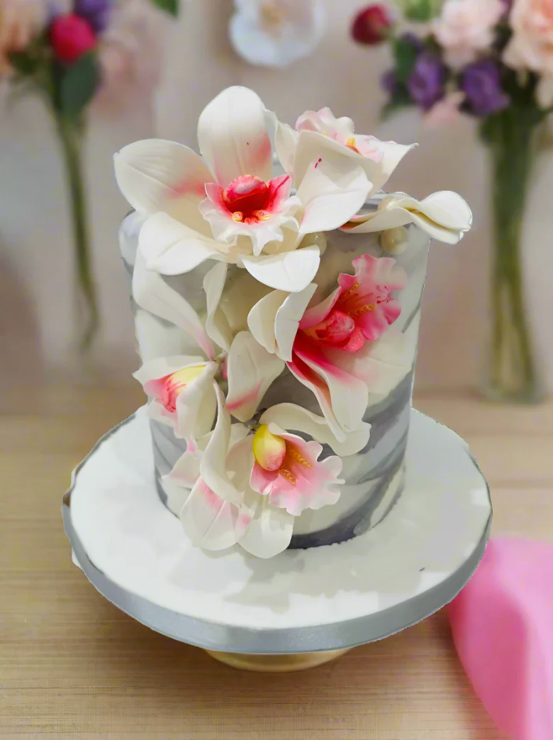 Marbleized Fondant Cake - Image 6