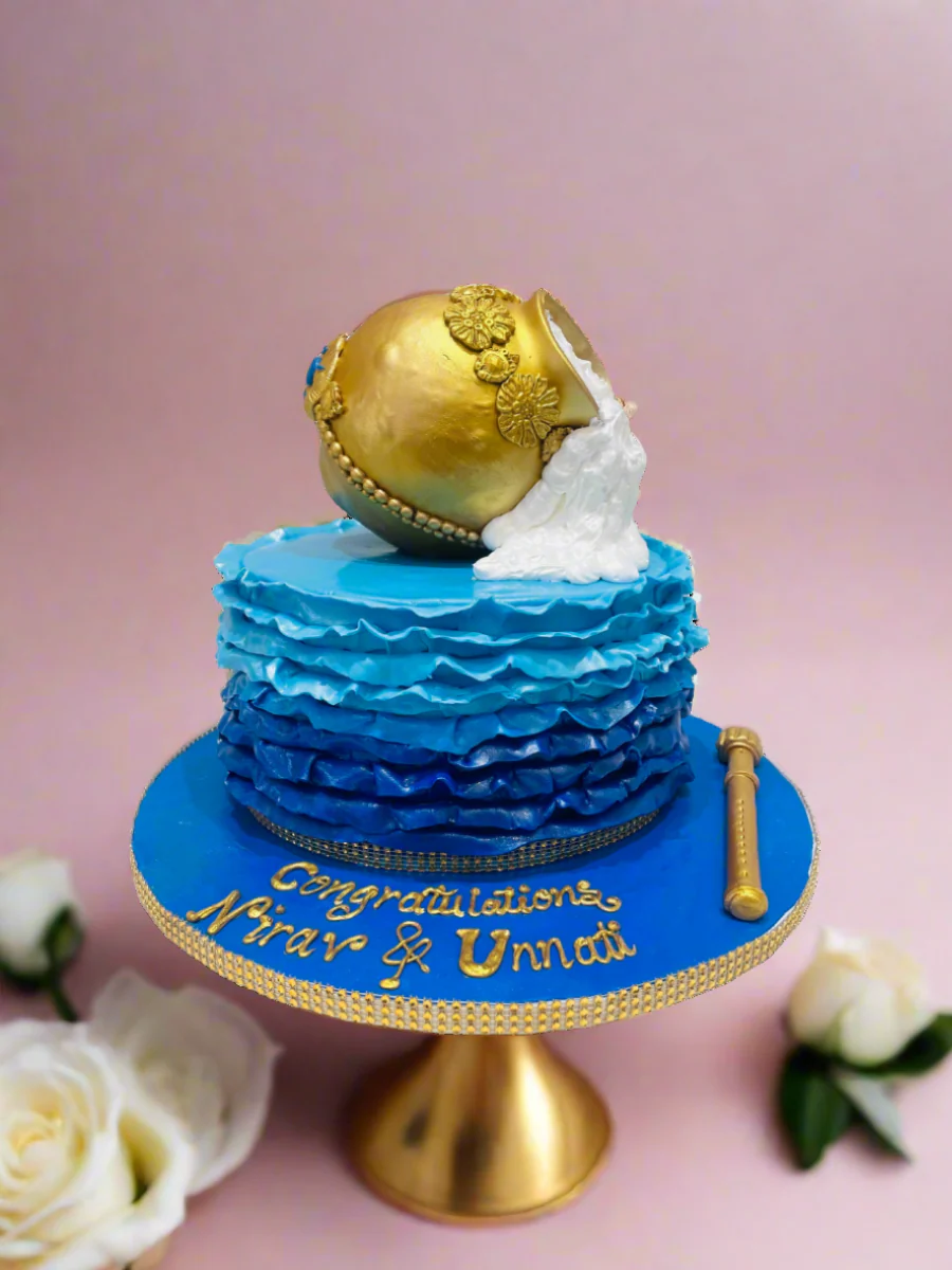 Matki & Ruffles Fondant Cake - Image 4
