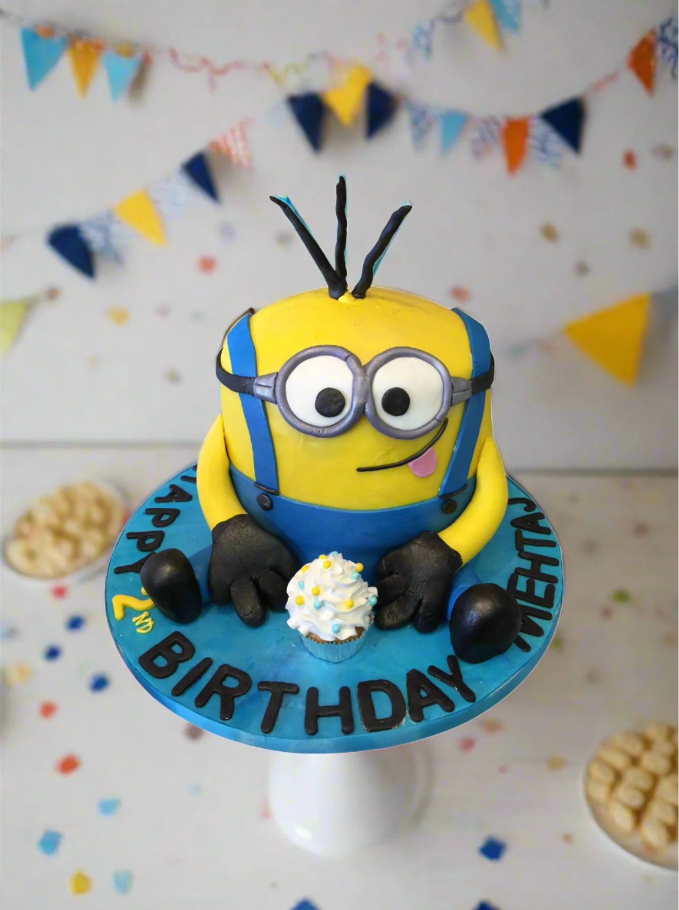 Mehtaj Minion Molded Cake - Image 3