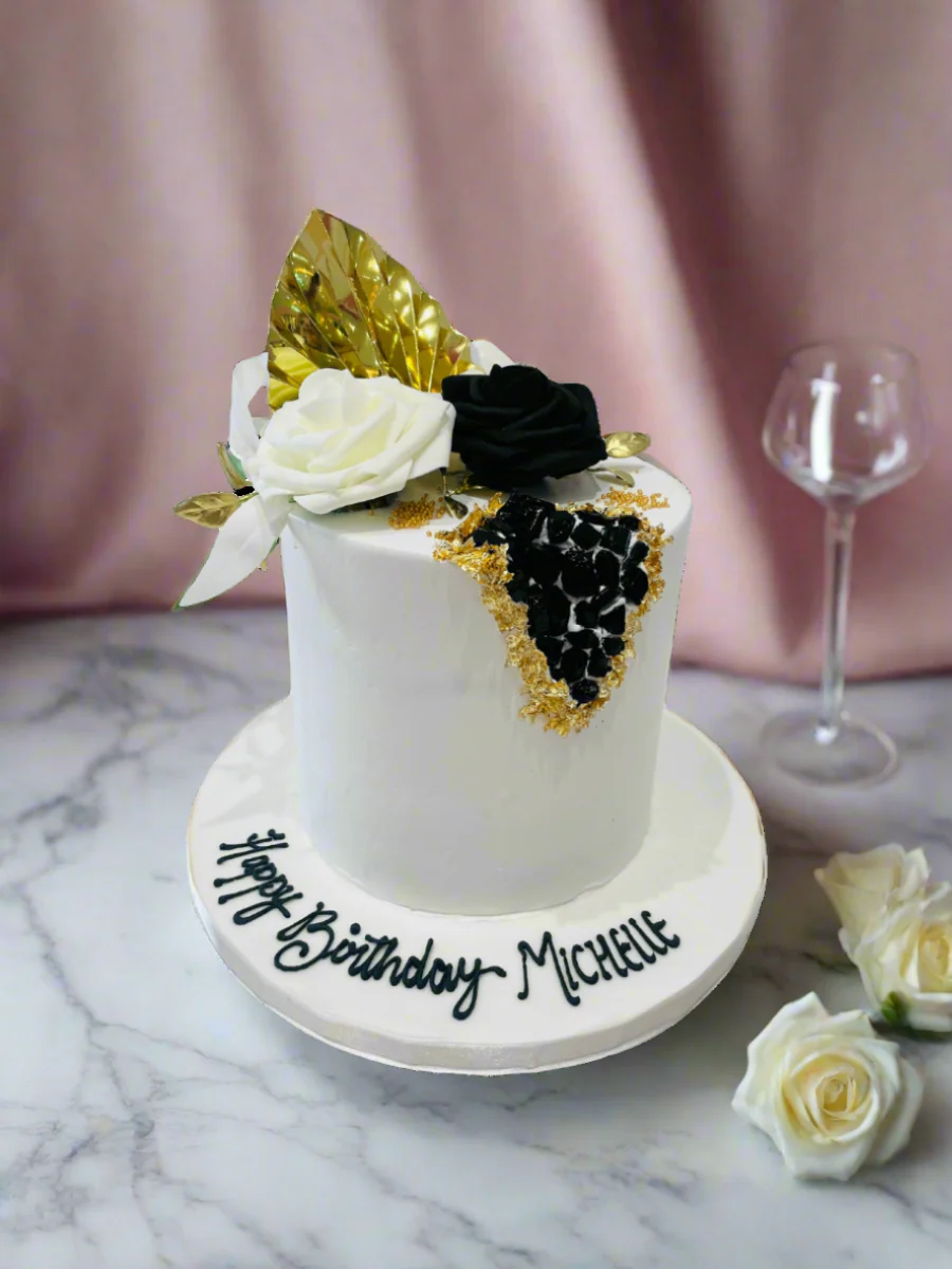 Michelle Black & Gold Goede Effect Cake - Image 5