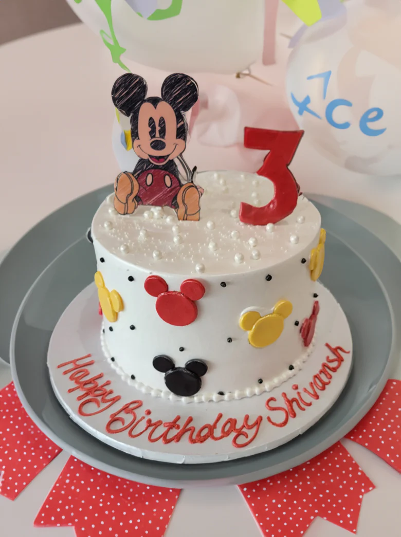 Mickey Mouse Clubhouse Cream Cake - Image 5