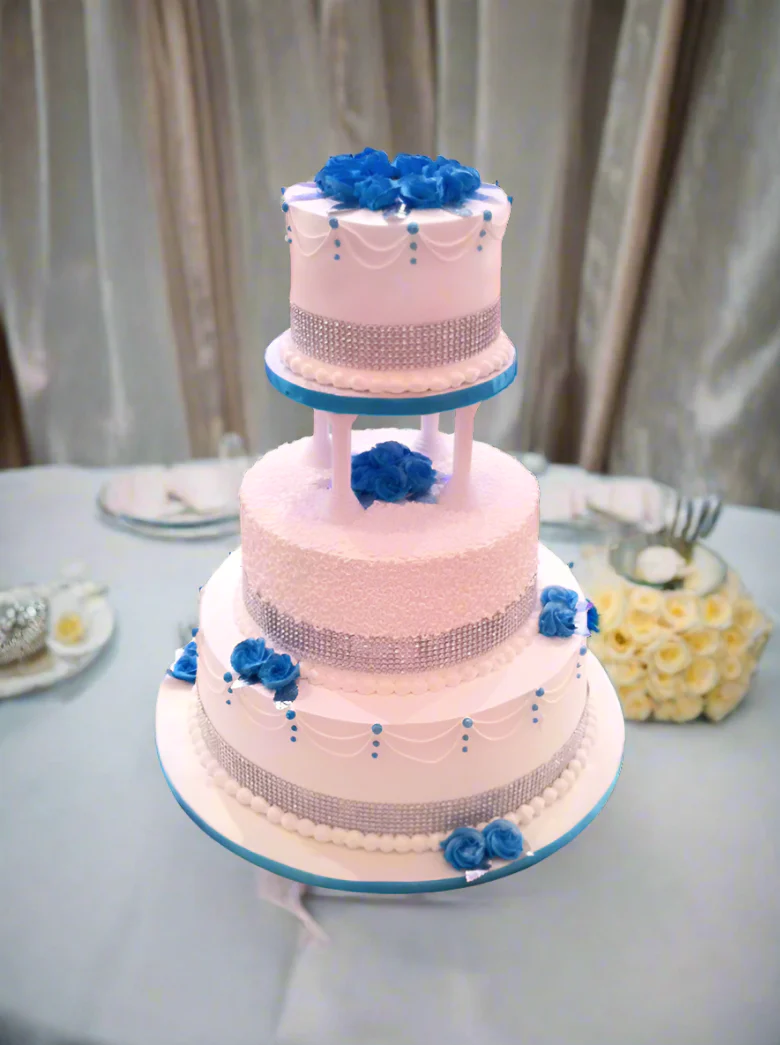 Milan Wedding Cake - Image 6
