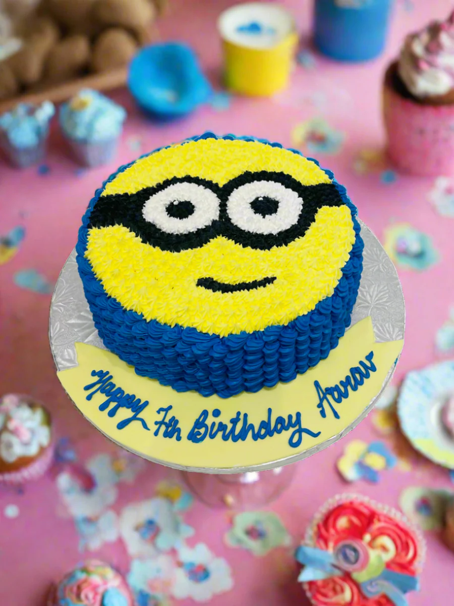 Minion Cream Cake - Image 6