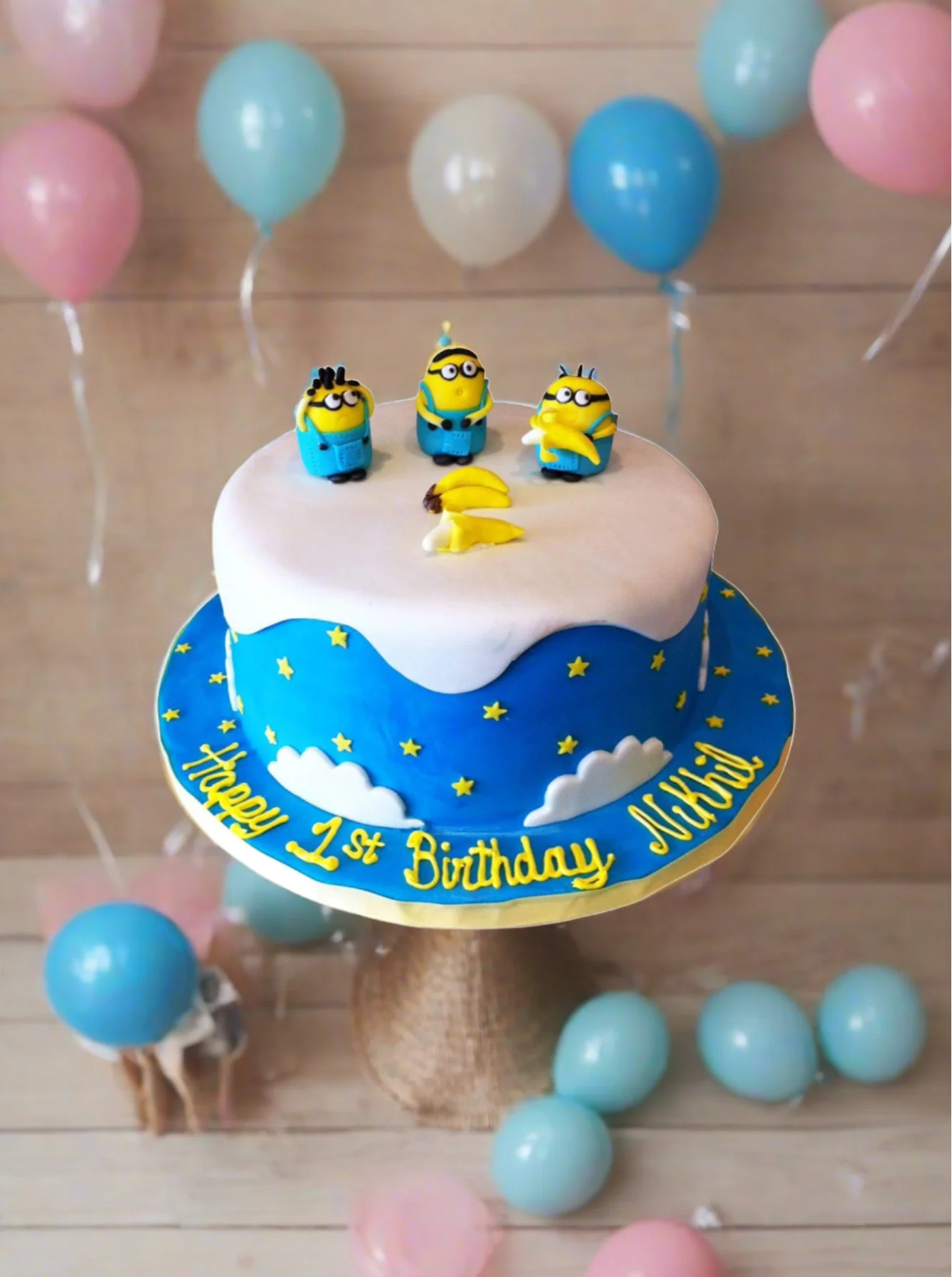 Minions Fondant Cake - Image 3