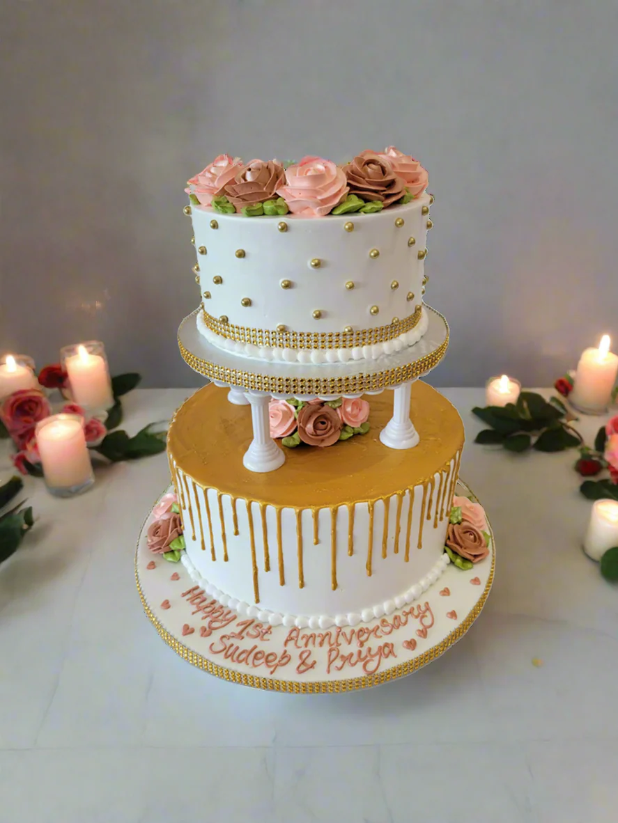 Mommy Gold Tiered Cream Cake - Image 3