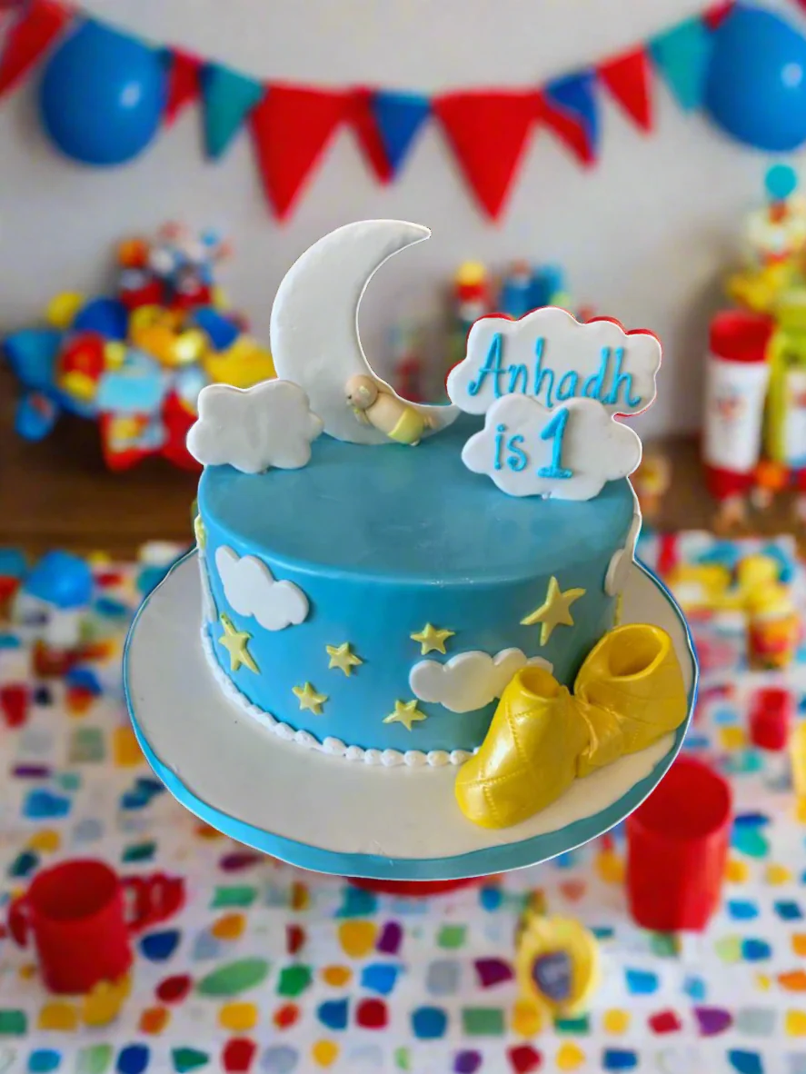 Moon Star Birthday Cake - Image 2