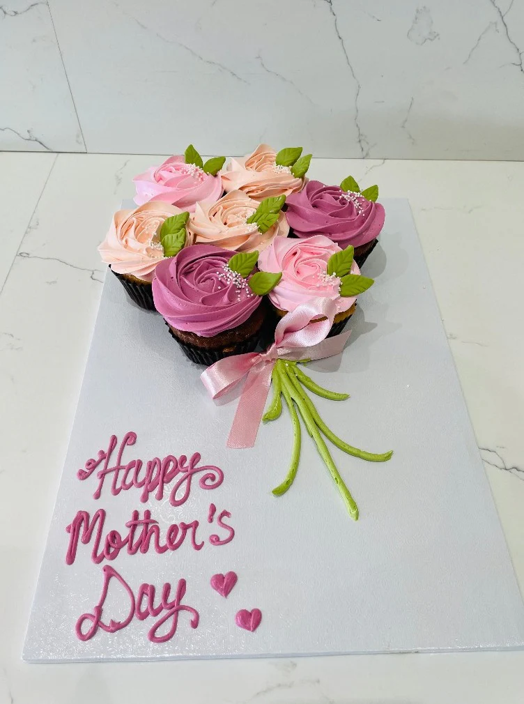 Mother's Day Special Cupcake Bouquet - Image 5