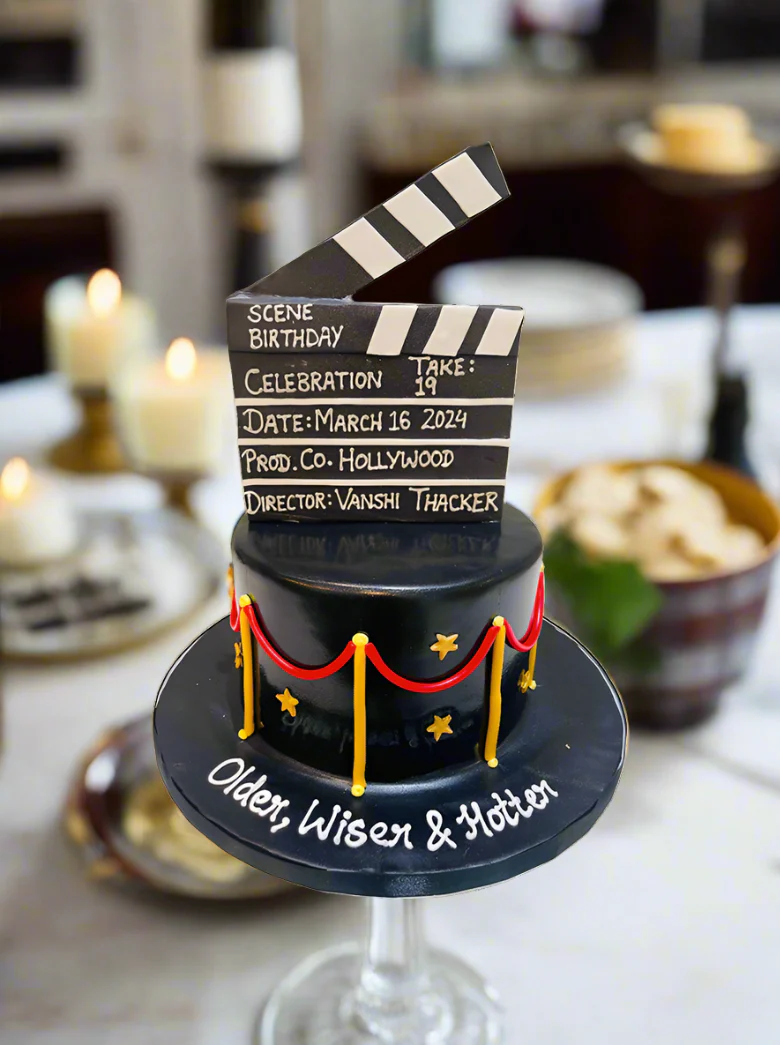Movie Theatre Fondant Cake - Image 2
