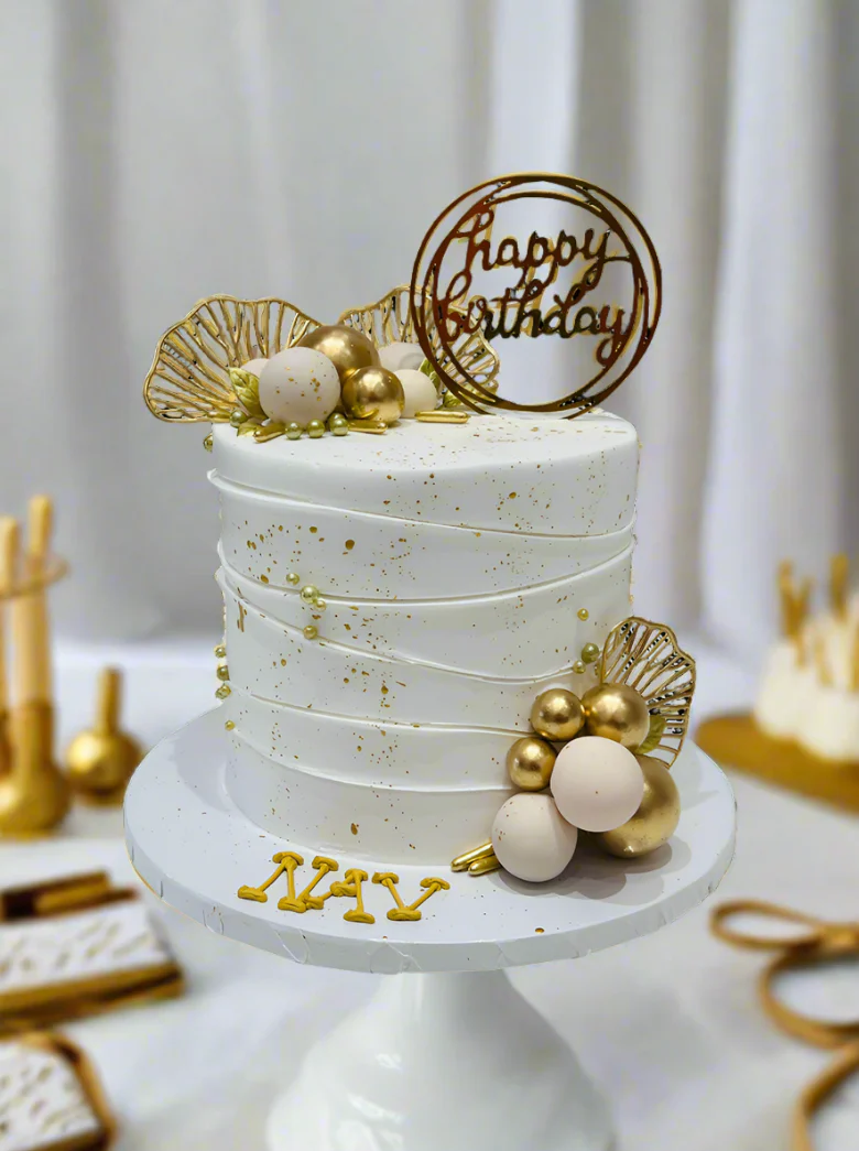 Nav White & Gold Cake - Image 2
