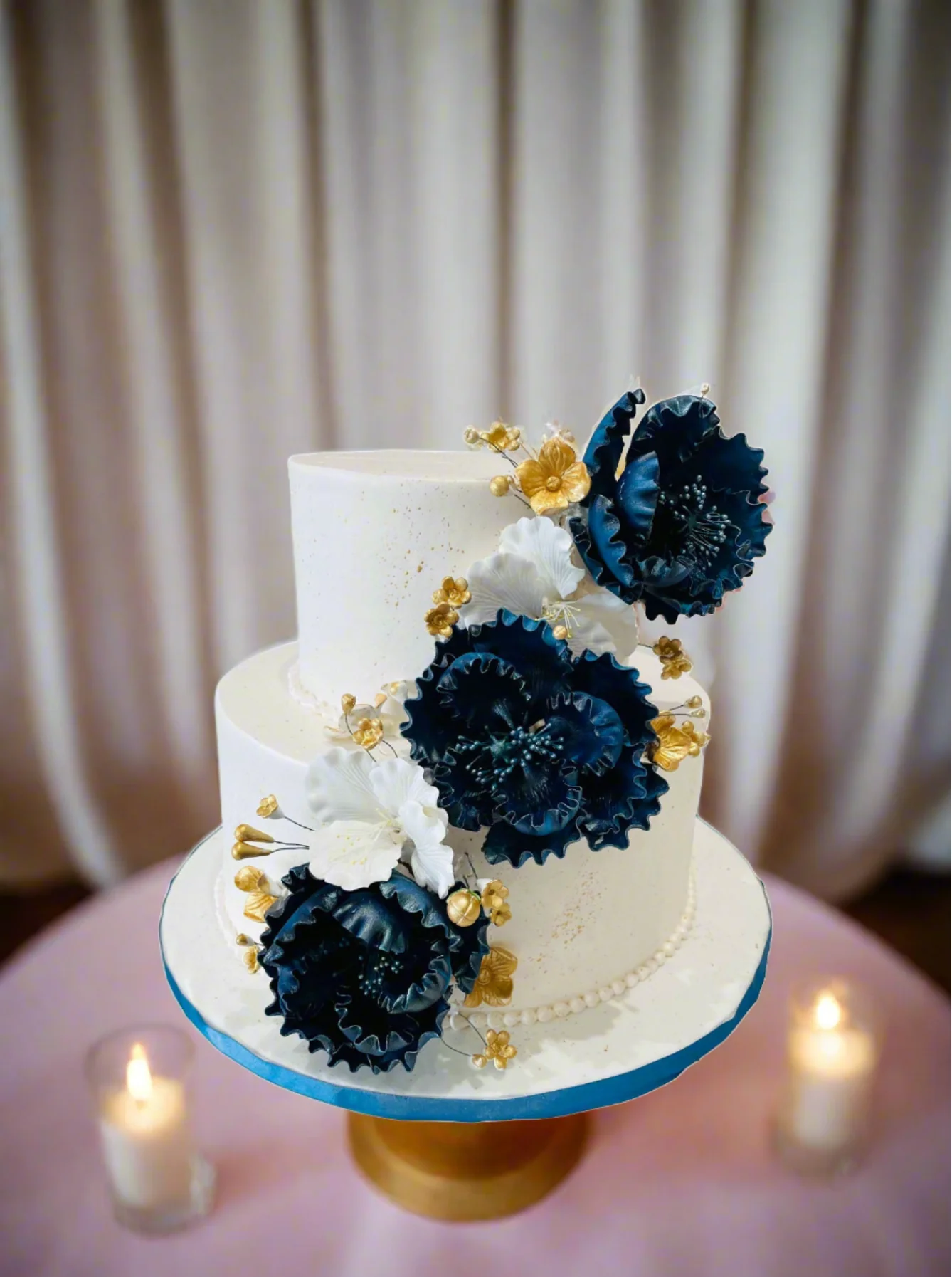 Navy Blue & White Wedding Cake - Image 3
