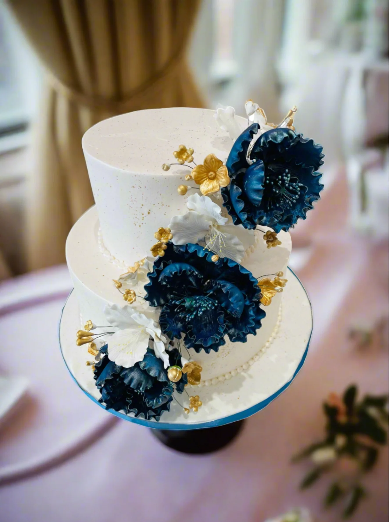 Navy Blue & White Wedding Cake - Image 7