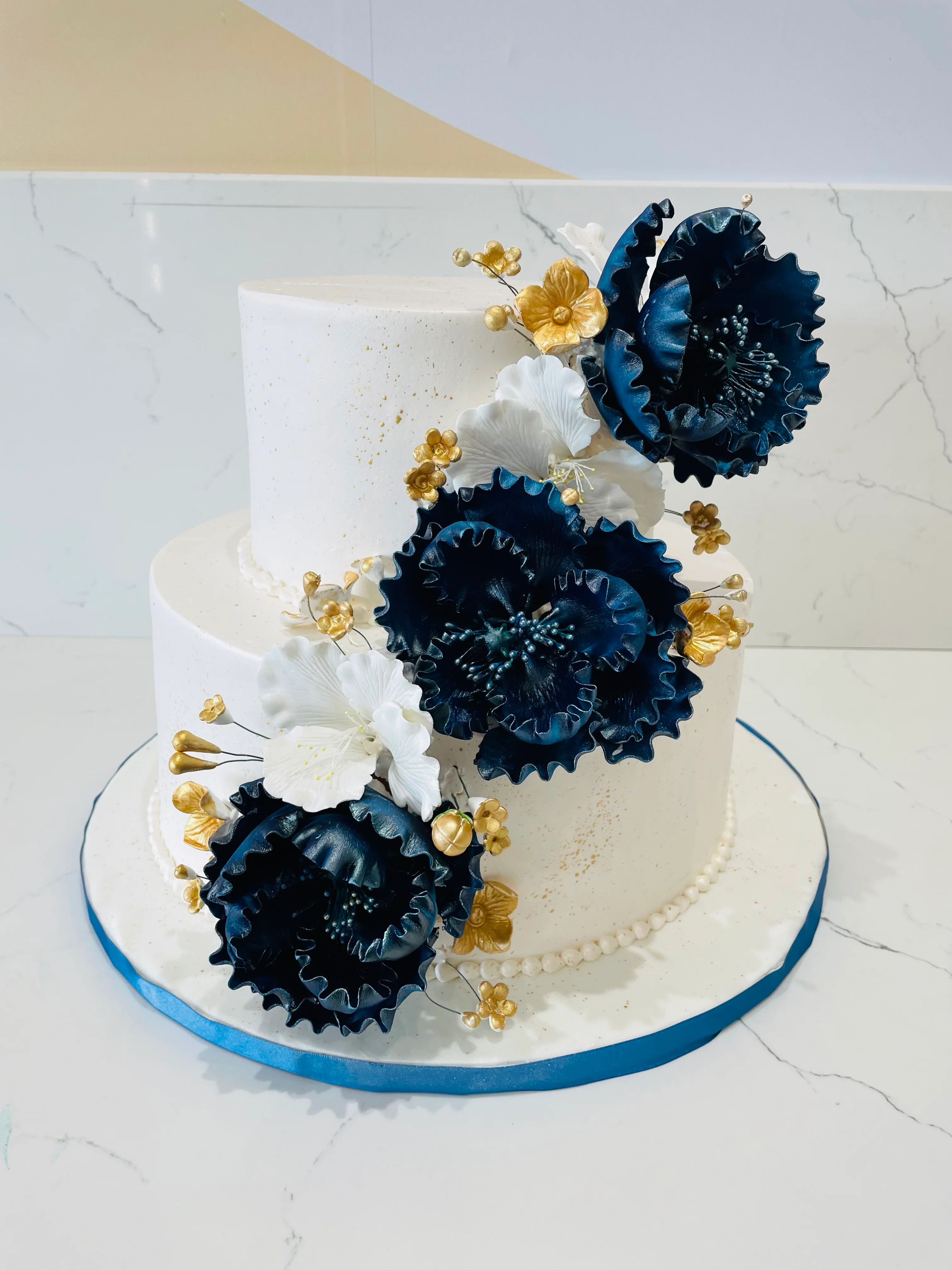 Navy Blue & White Wedding Cake - Image 9
