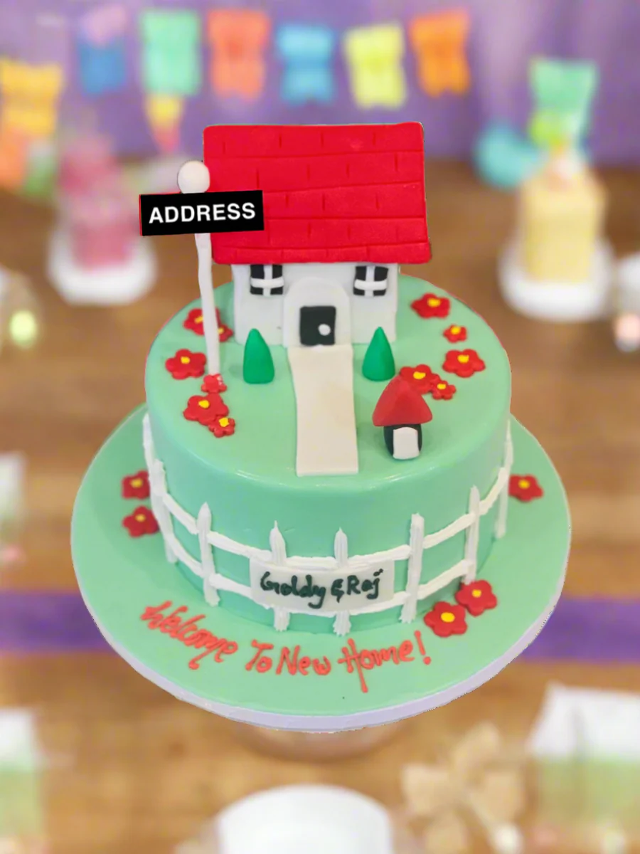 New House Fondant Cake - Image 2