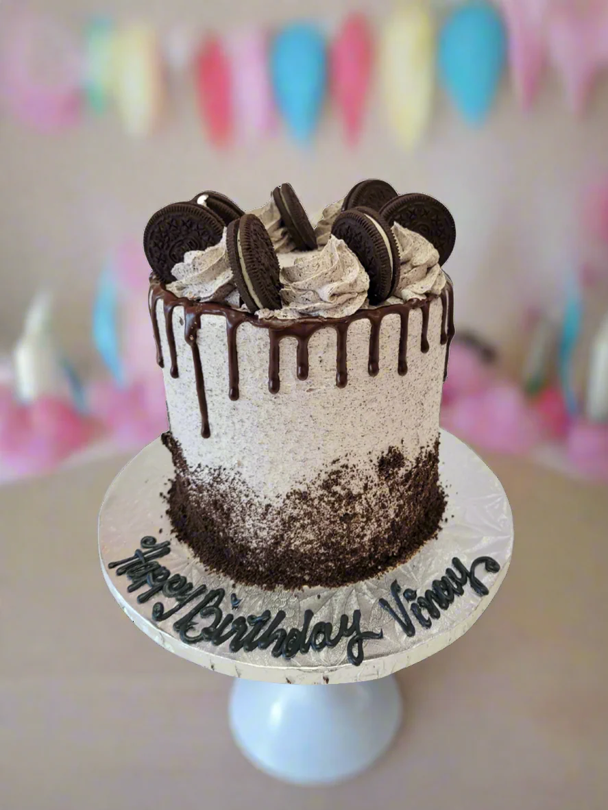 Oreo Cookie Cream Cake - Image 2