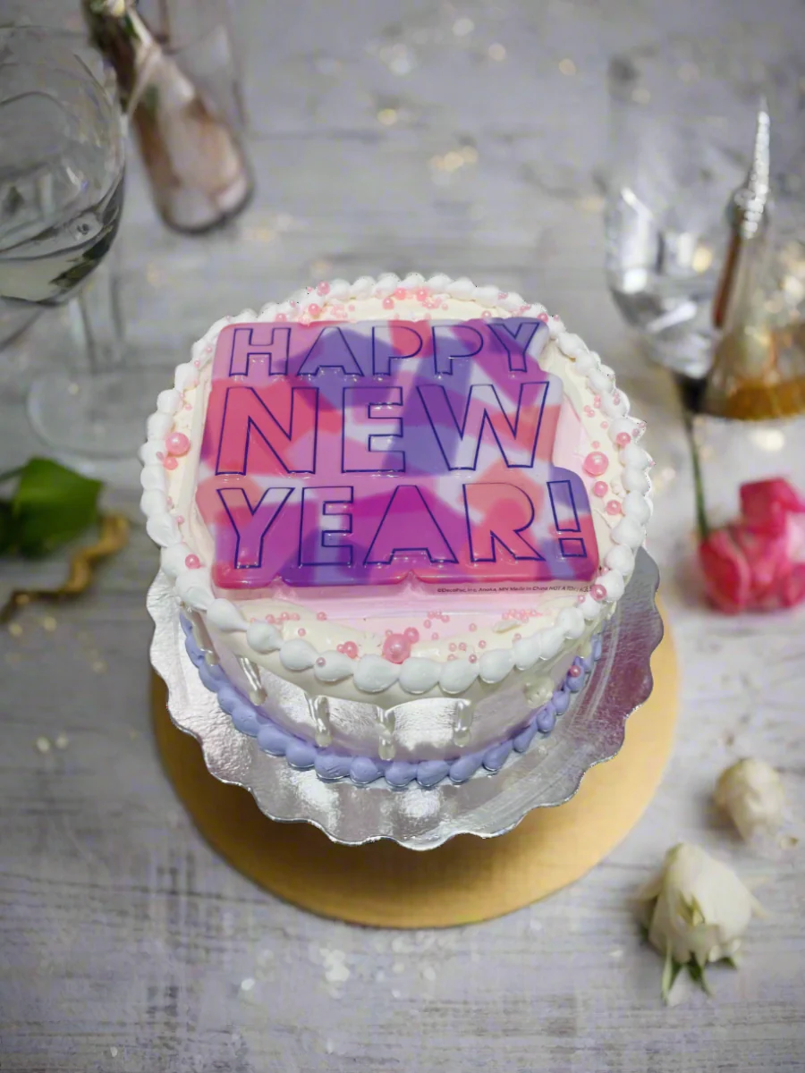 Pastel Pink Purple New Year Cake - Image 4