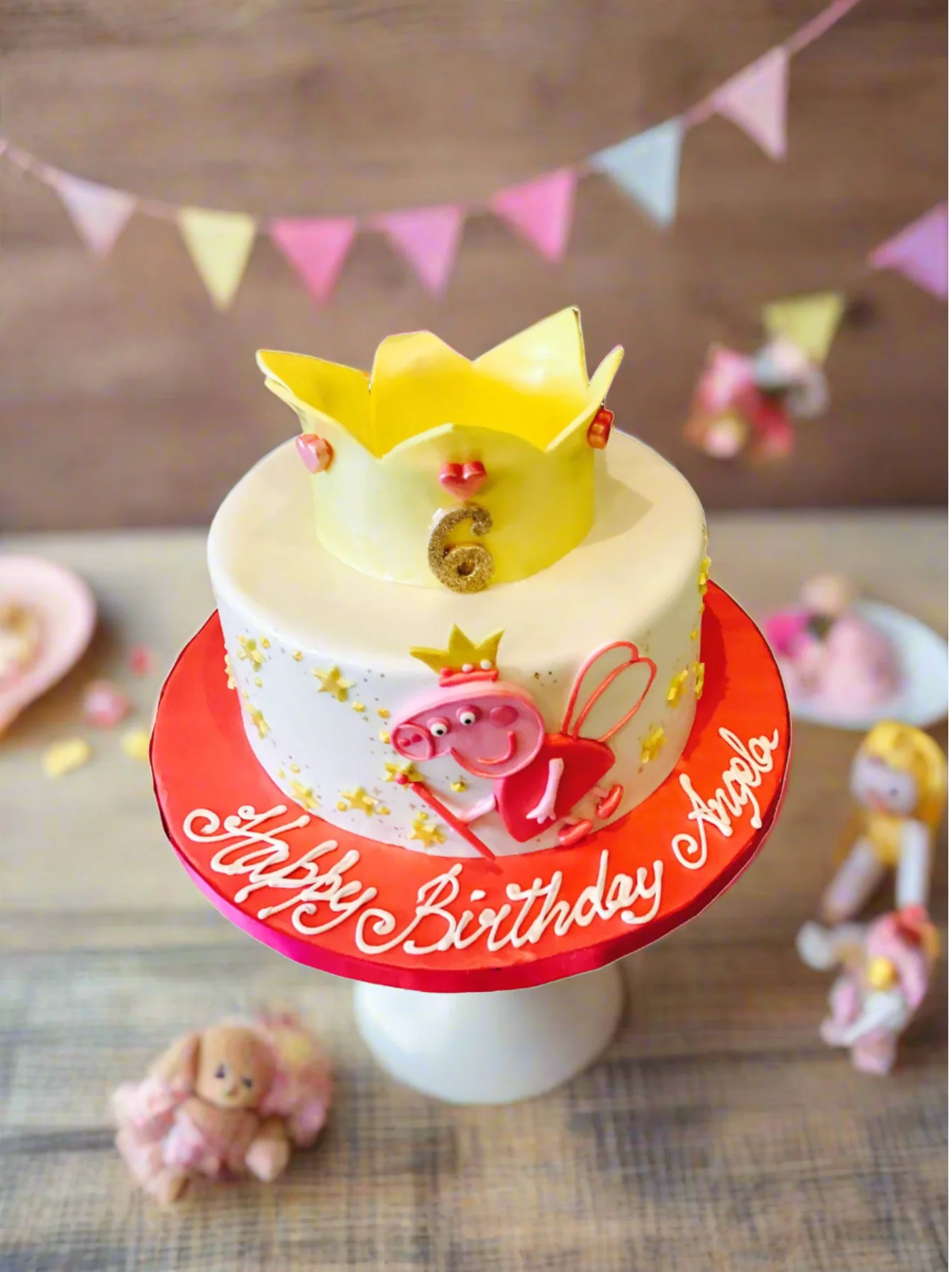 Peppa Pig Fondant Cake - Image 2