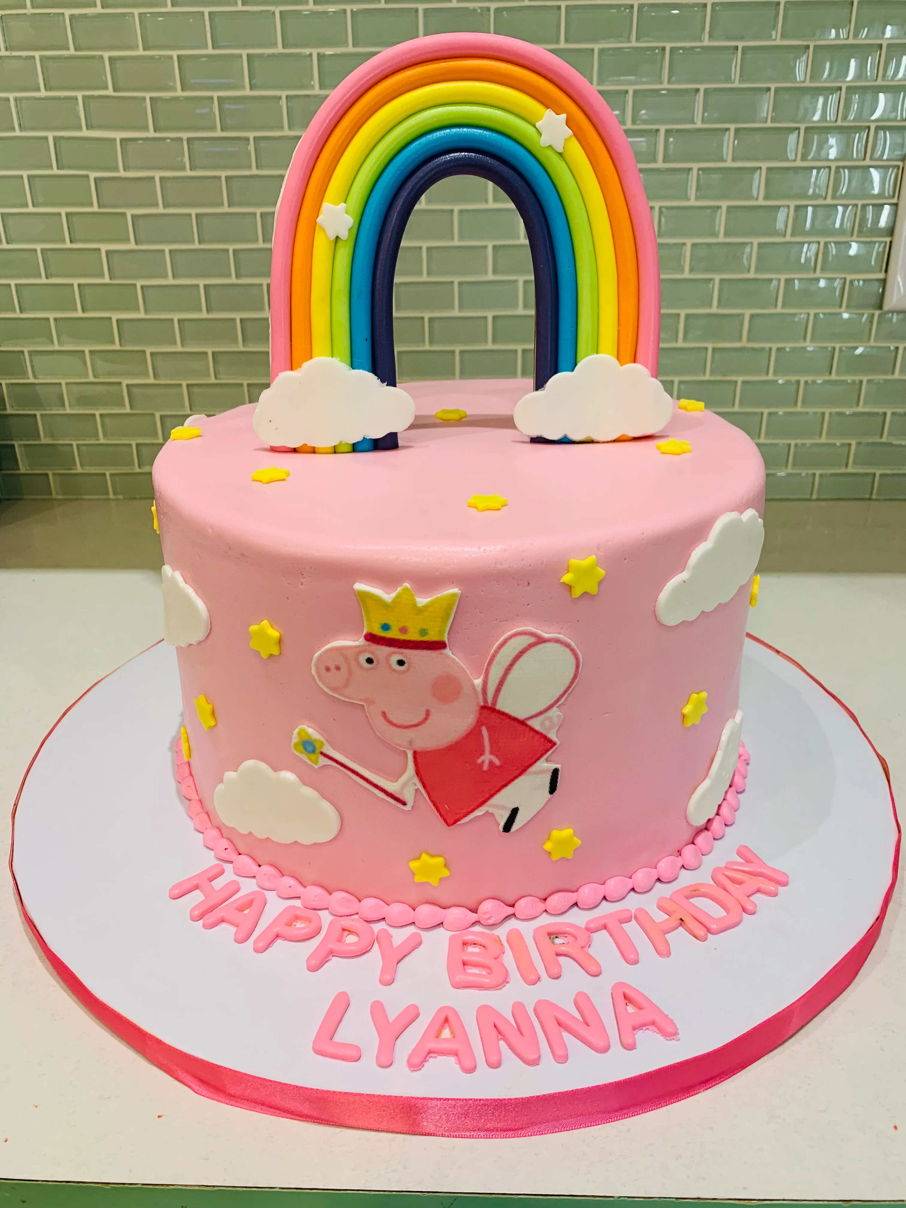 Peppa Pig Rainbow Fondant Cake - Image 5