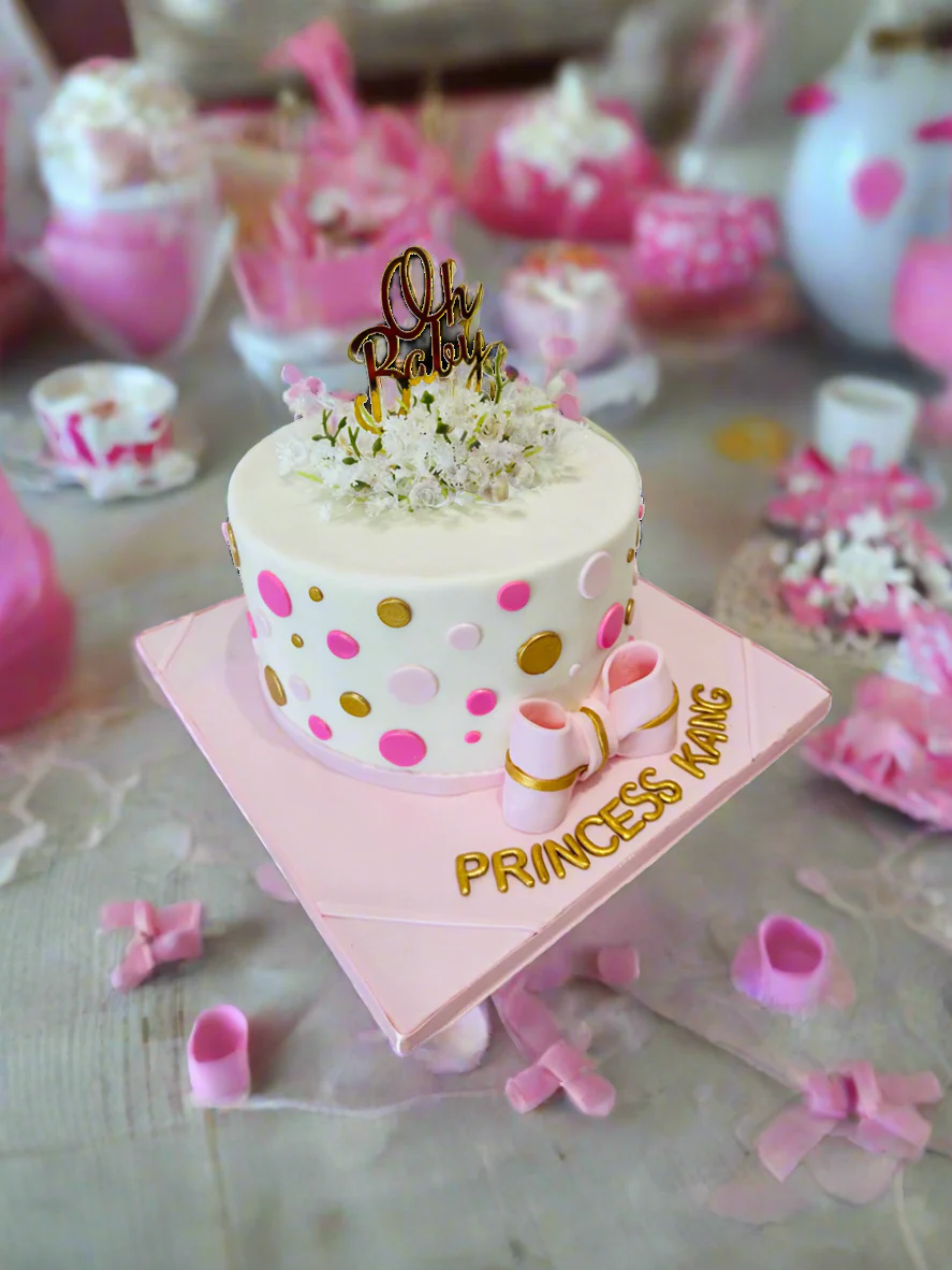Pink Polka Fondant Cake - Image 2