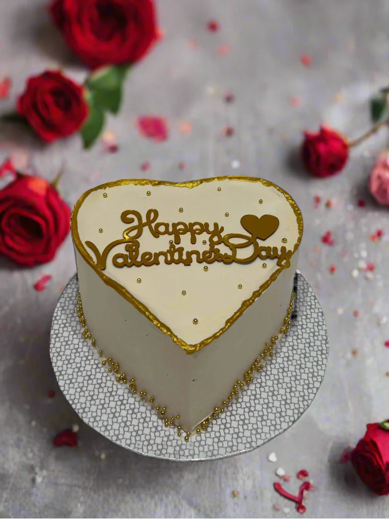 Gold and ivory valentine cake - Image 2