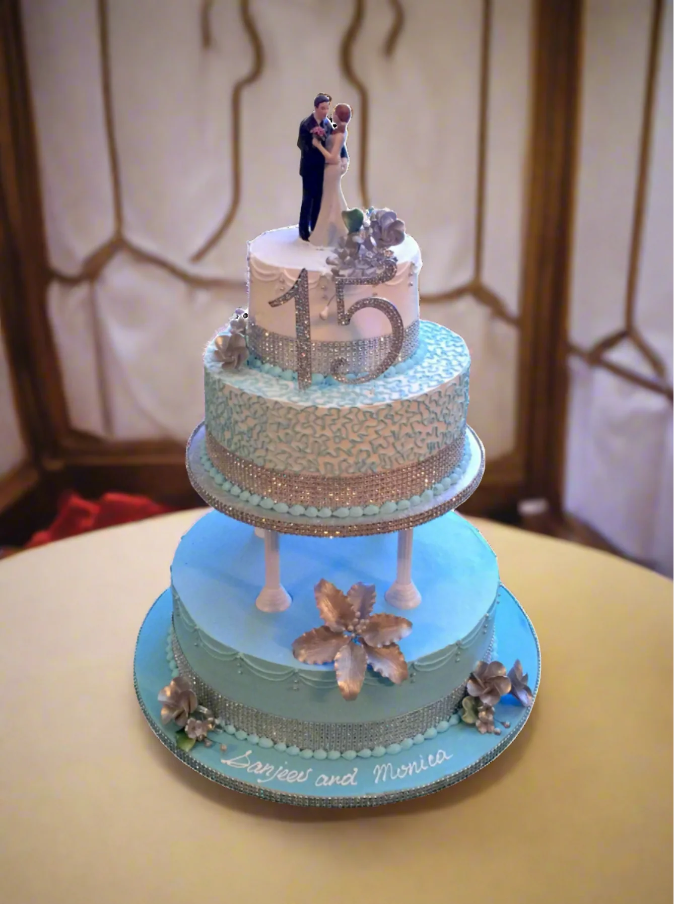 Polly Wedding Cake - Image 3