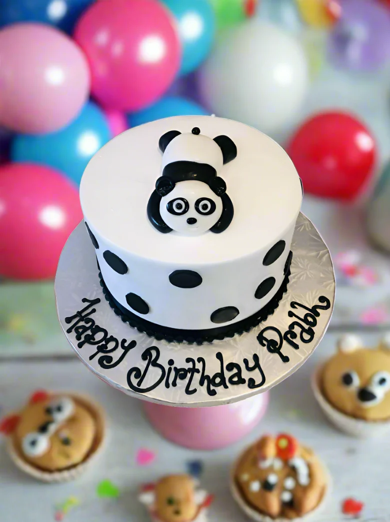 Prabh Panda Fondant Cake - Image 4