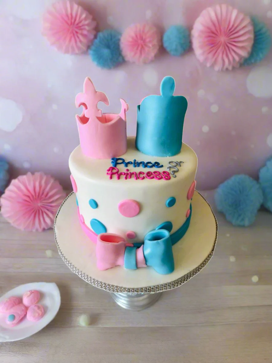 Prince Or Princess Crown Cake - Image 2