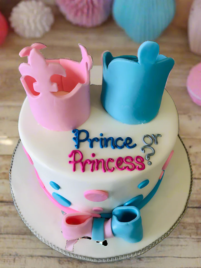 Prince Or Princess Crown Cake - Image 6