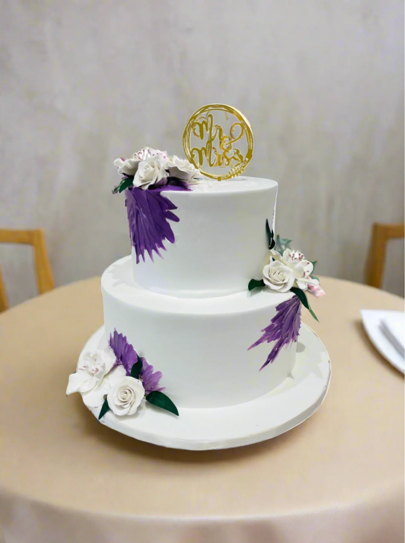 Purple Hues Wedding Cakes - Image 4
