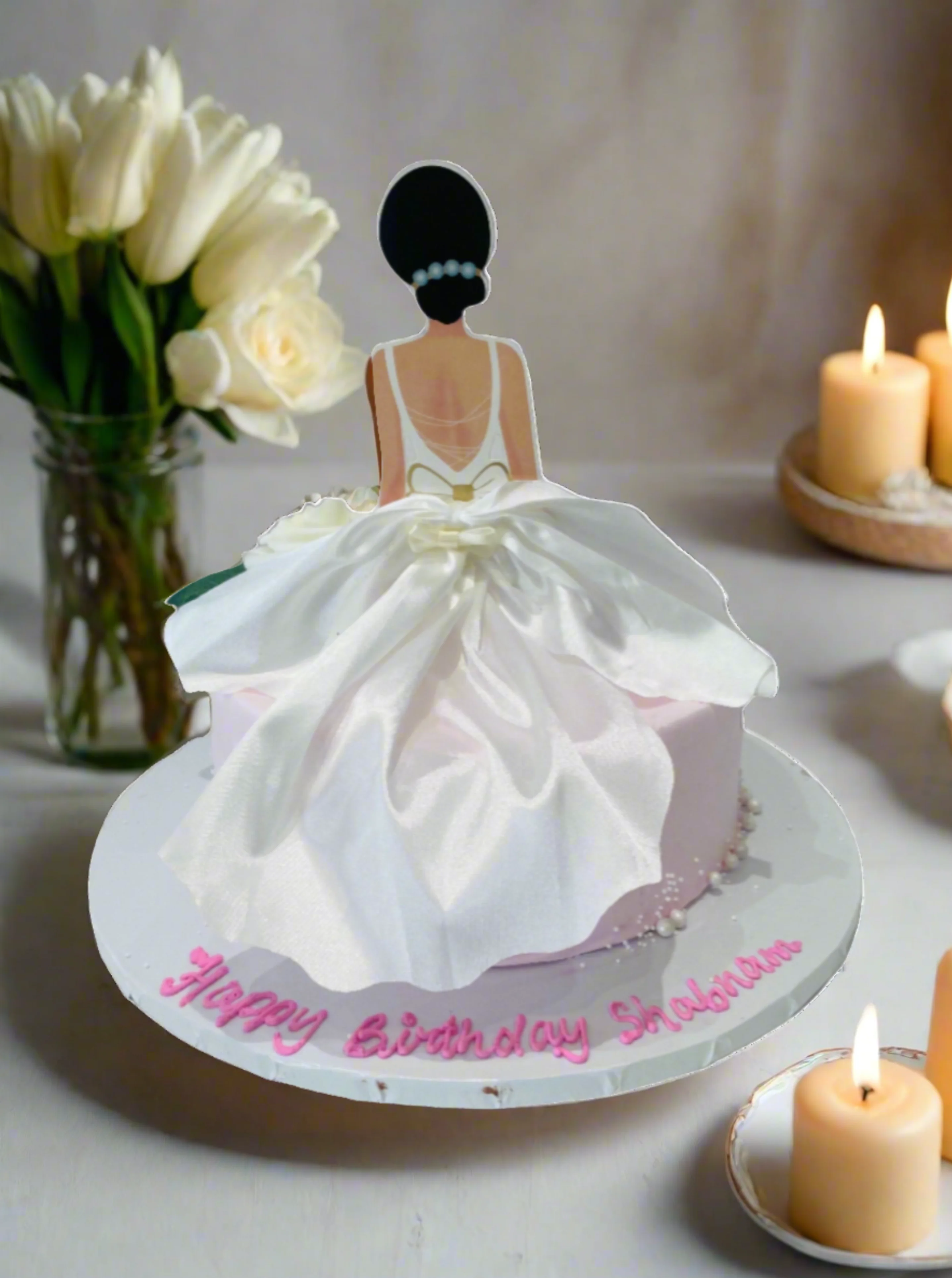 Queen Birthday Cake - Image 7