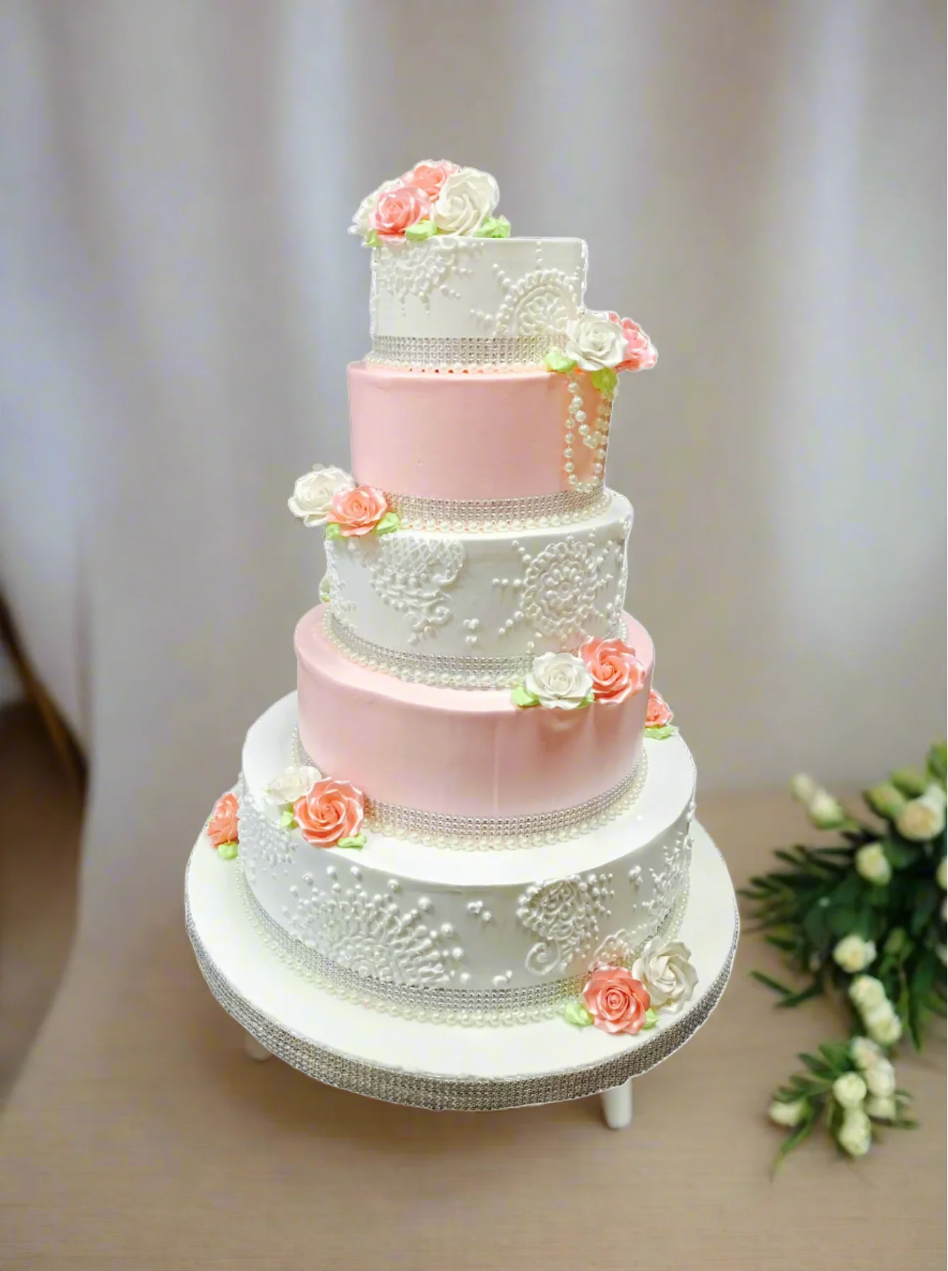 Raj Wedding Cake - Image 3