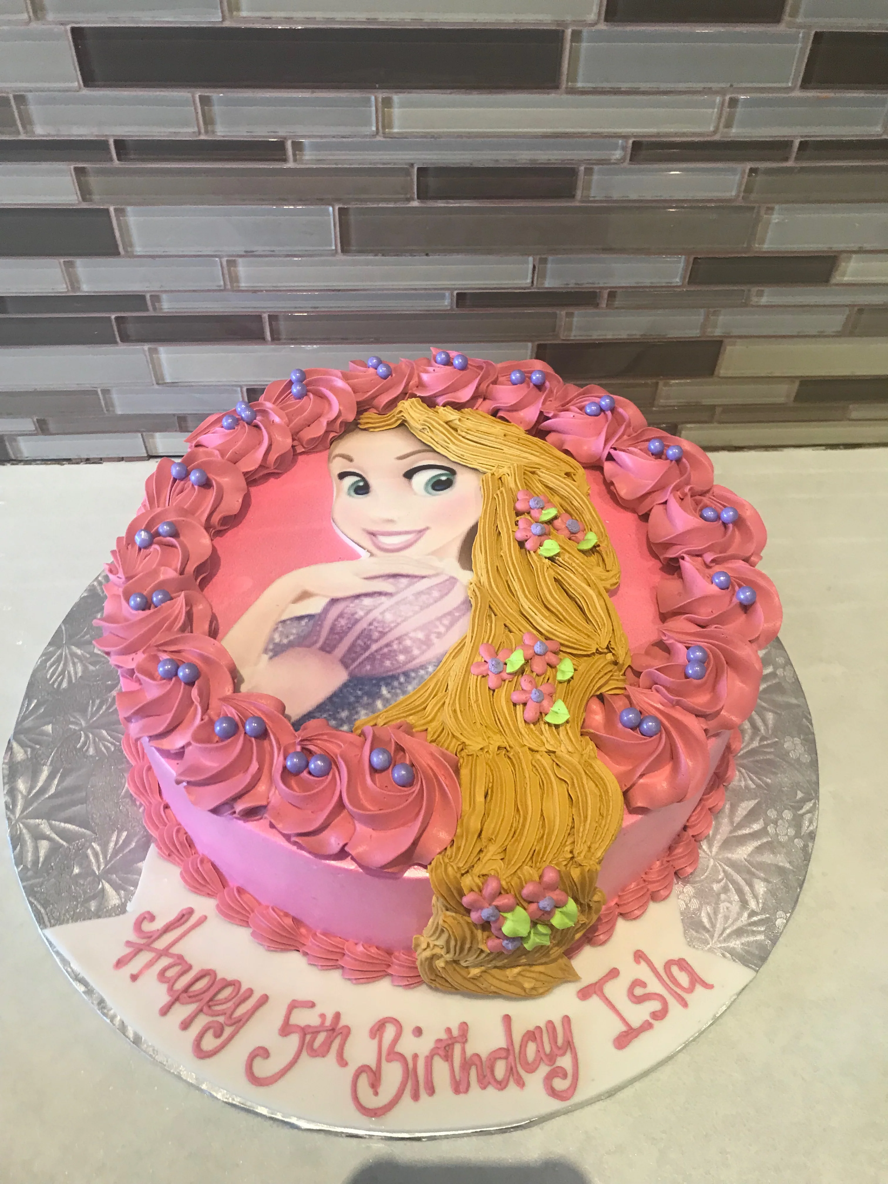 Rapunzel Photo Cake - Image 6