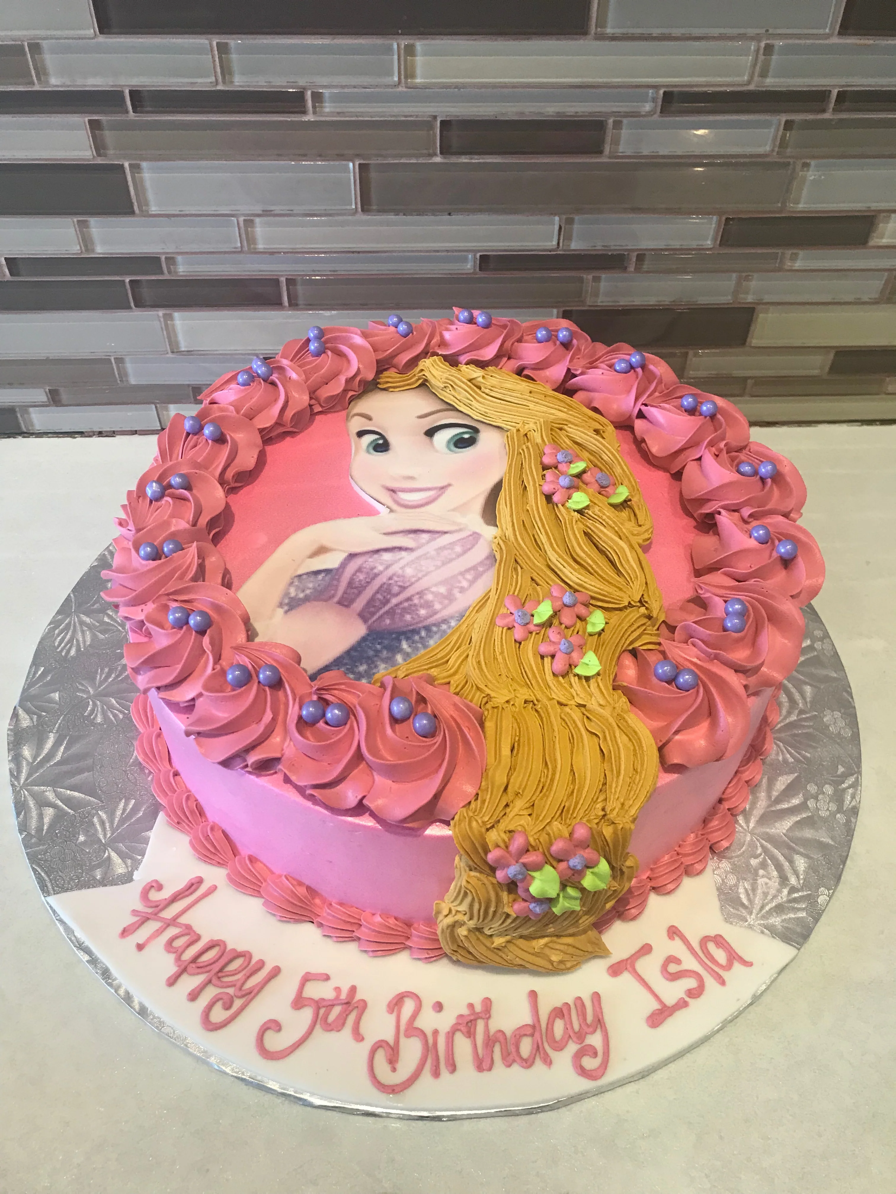 Rapunzel Photo Cake - Image 7