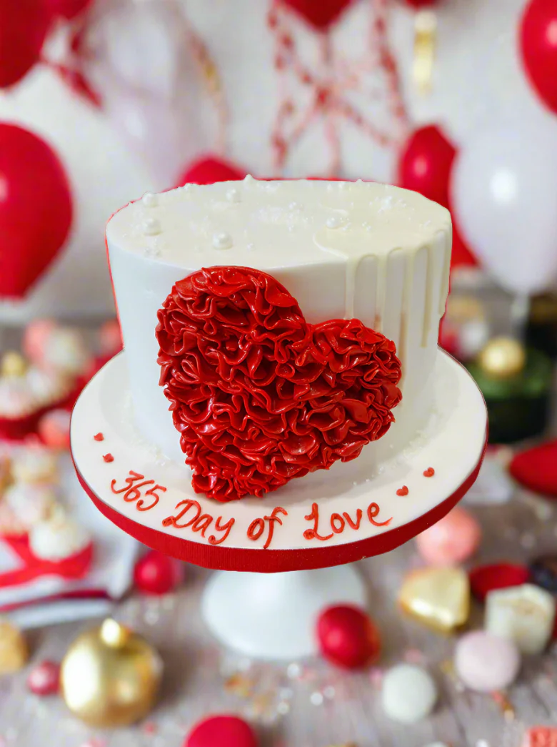 Red Heart Fondant Cake - Image 4