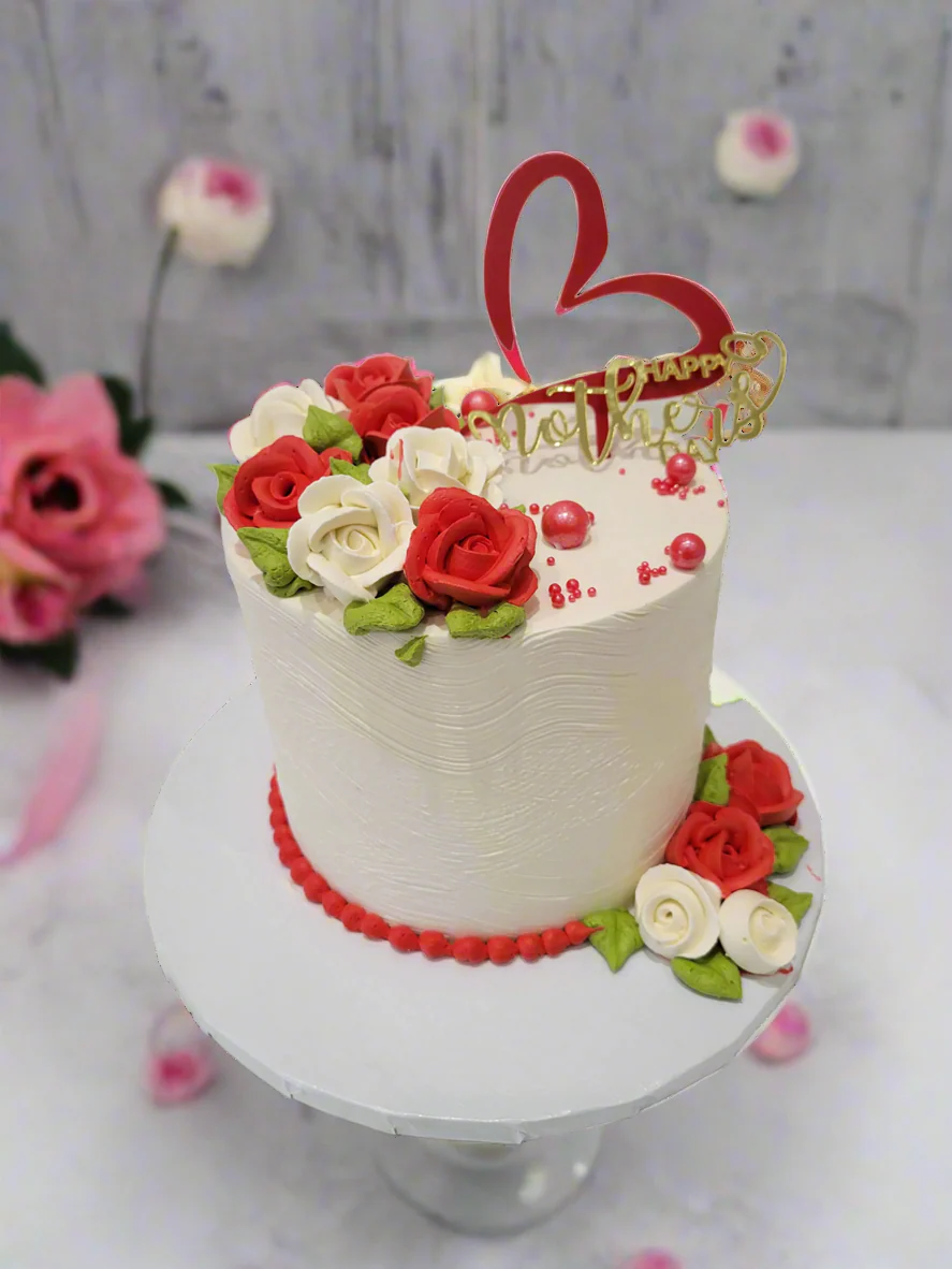 Red Heart Mother's Day Cake - Image 2