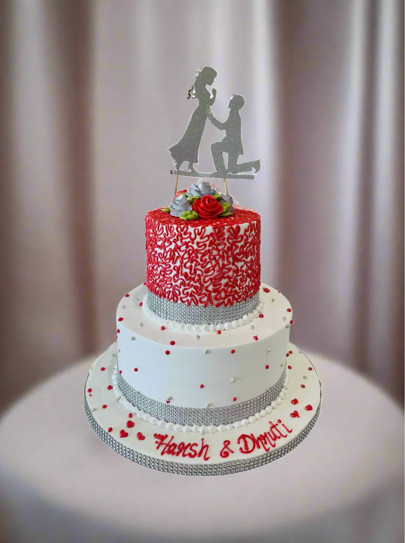 Red & White Wedding Cake - Image 4
