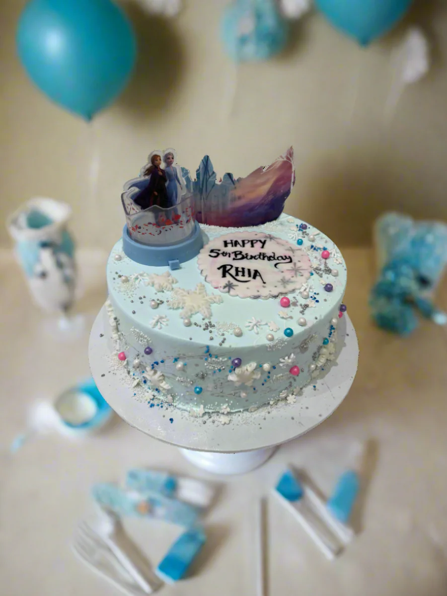 Rhia Frozen Toy Cake - Image 2