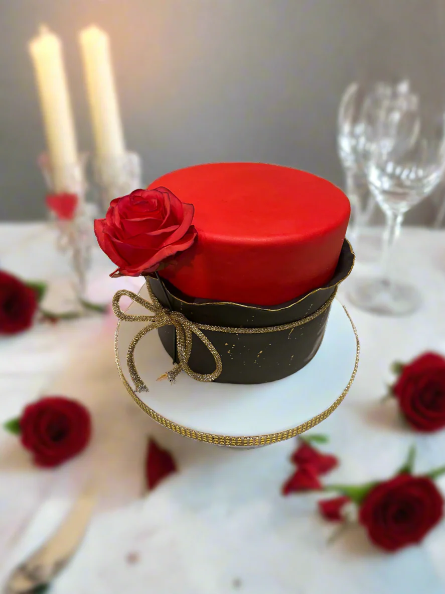 Rose Fondant Cake - Image 2
